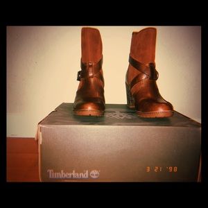 Timberland brown booties